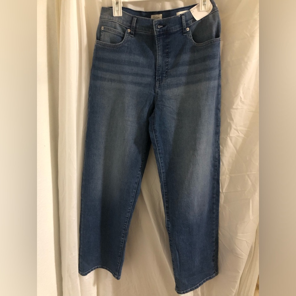 Jessica Simpson whiskered effect boyfriend cut jeans size 8/29 brand new